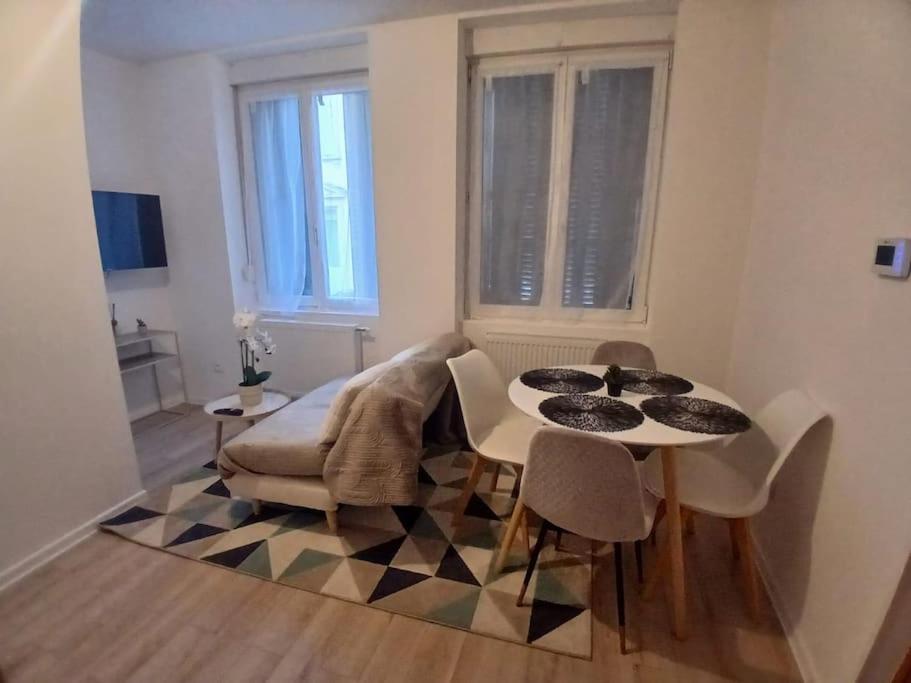 Appartement F1 Orchidee Mulhouse Esterno foto
